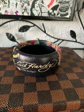 Vintage Ed Hardy Genuine Stingray Leather Bangle